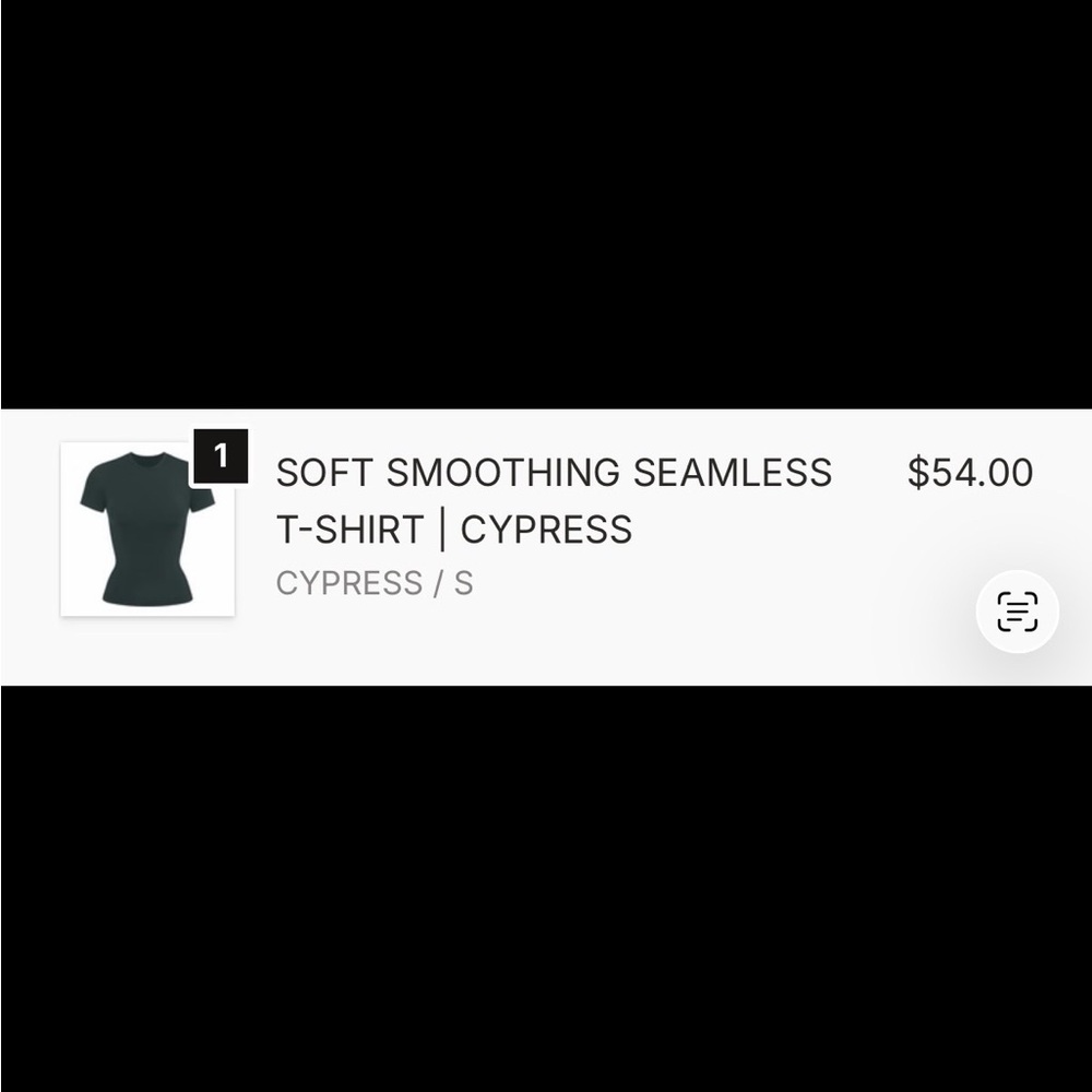 SKIMS SOFT SMOOTHING SEAMLESS
T-SHIRT CYPRESS - Picture 2 of 5